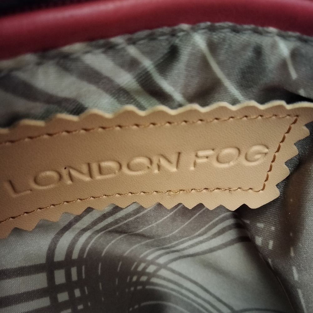 London Fog orange ๐งก handbag. - Picture 7 of 7
